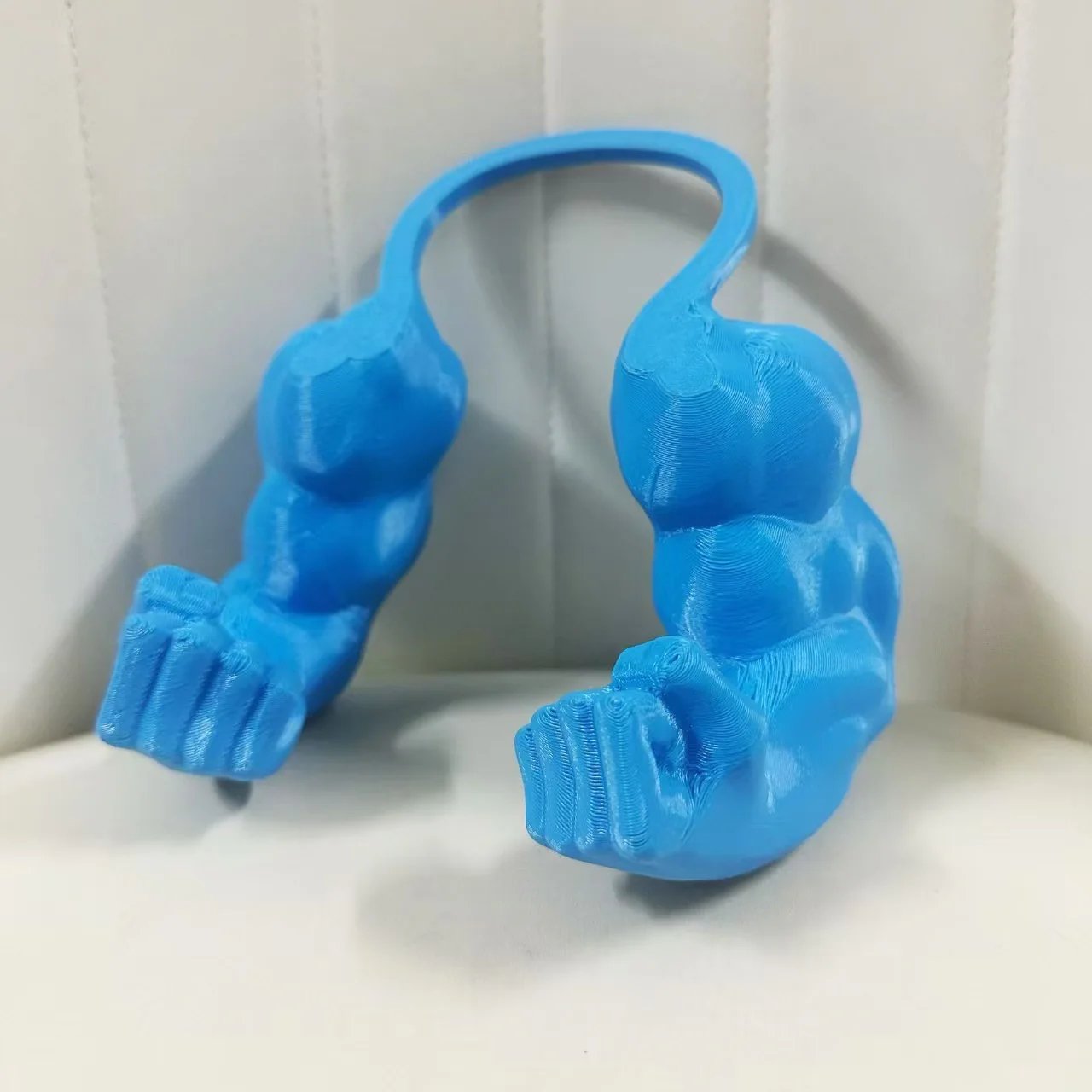 3D Printed Pet Muscle Arm Costume – Funny Hero Cosplay Accessory for Cats, Small Dogs & Rabbits